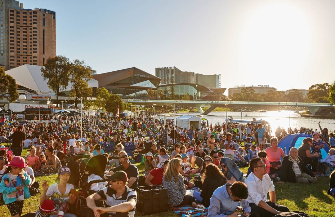 crowd-torrens-new-years-eve